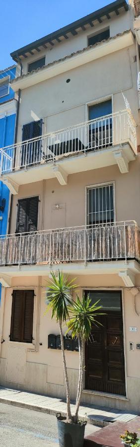 דירות סן בנדטו דל טרנטו Da Ale - In Centro A San Benedetto מראה חיצוני תמונה